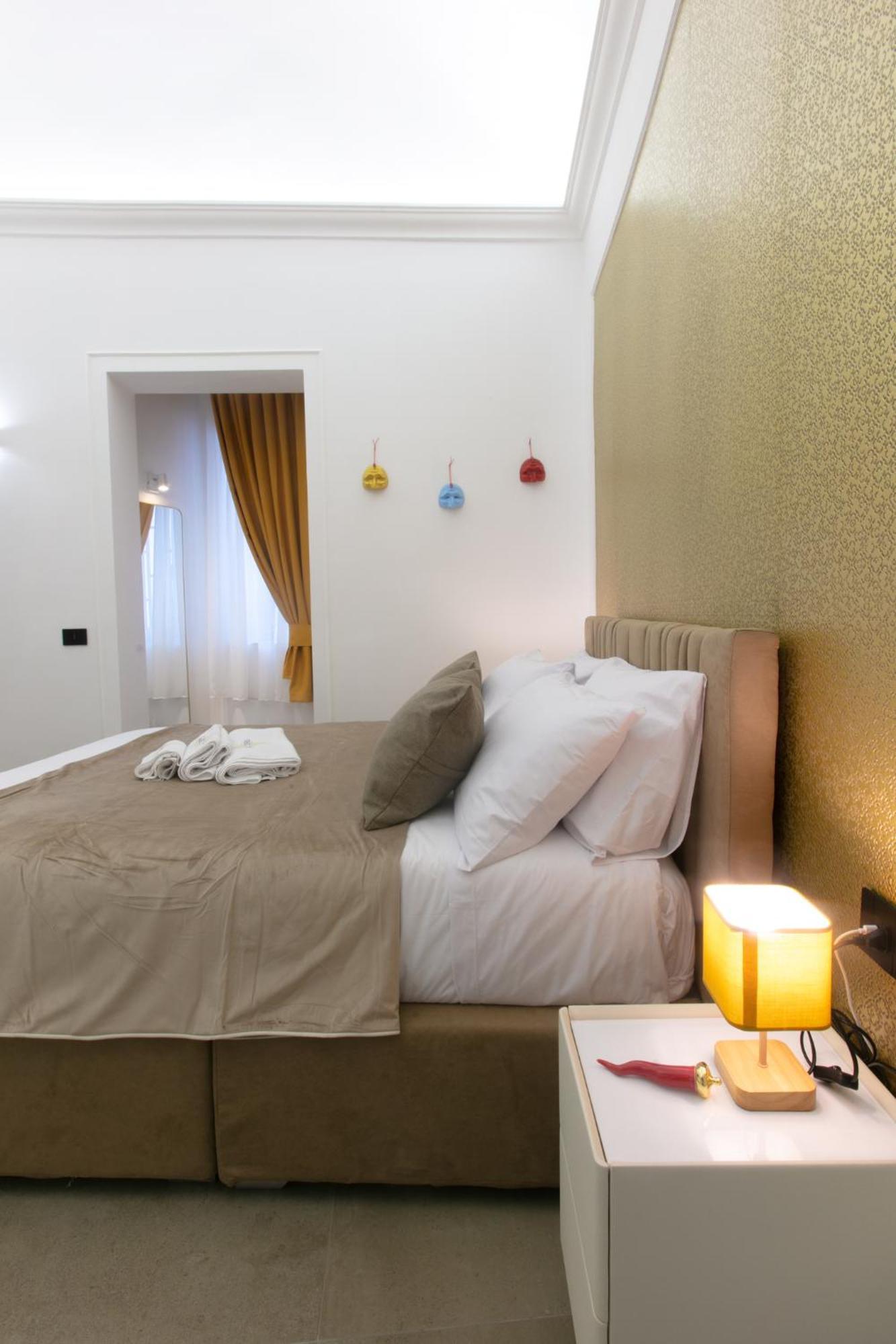 Pignasecca Domus Hotel Naples Exterior photo